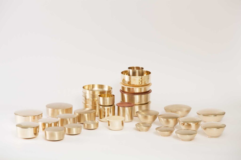 A wide selection of Korean traditional brass kitchenware designed by Gio Kisang and crafted by Kim Soo-Young, who was awarded YÉOL Artisan of the Year
