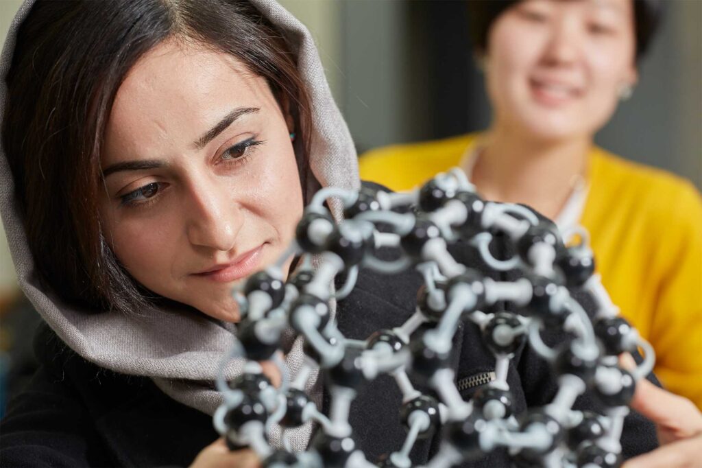 Students working on science research at Underwood International College, Yonsei University, Sinchon Campus, South Korea.