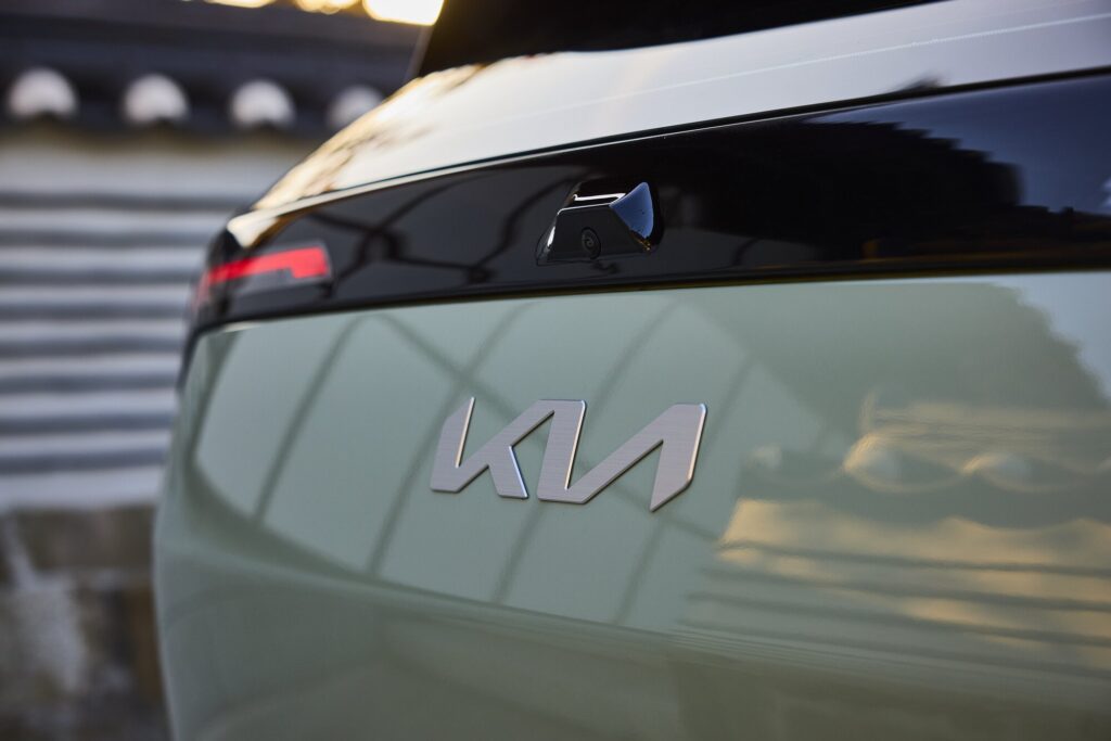 Kia EV3 rear badge with hanok lines and muted tones at Muuun Stay.