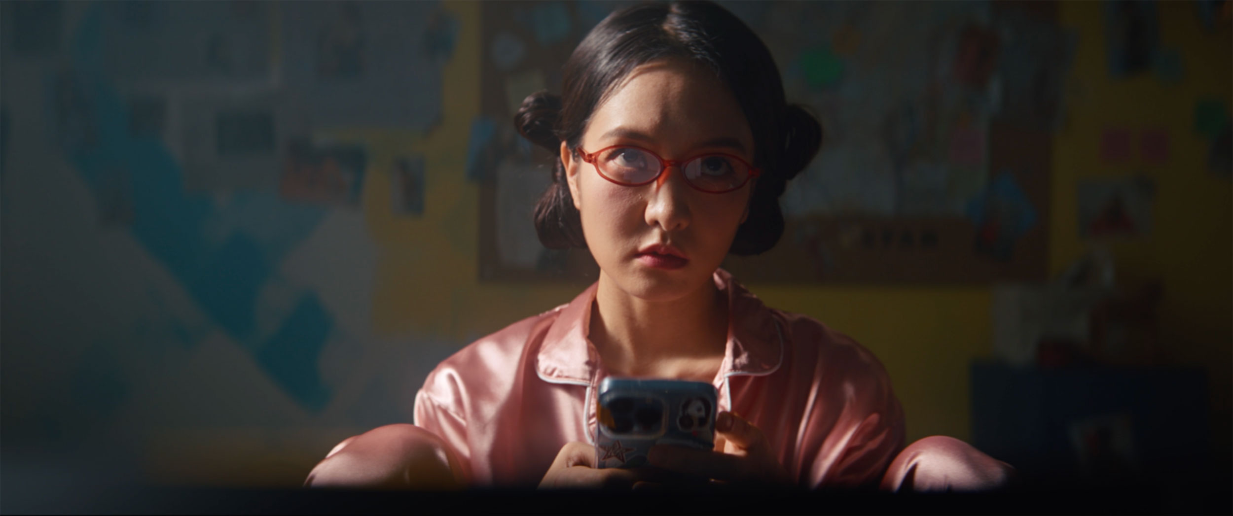 Dramatic close-up of Hojo Shin as Min-ha in IDOLS
