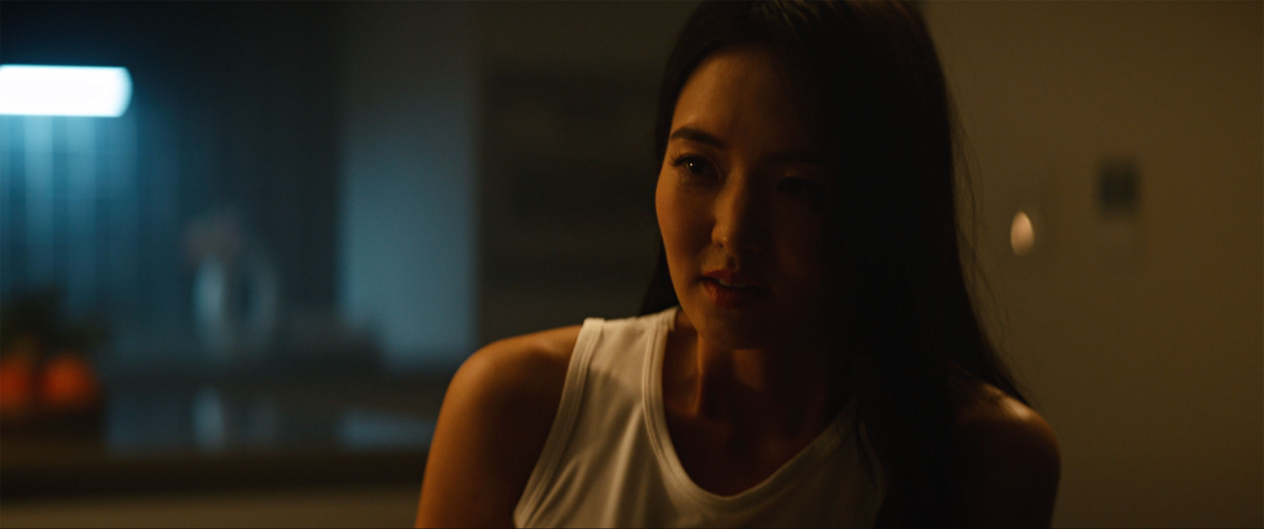 Hojo Shin as Hye-mi in warm night interior in IDOLS