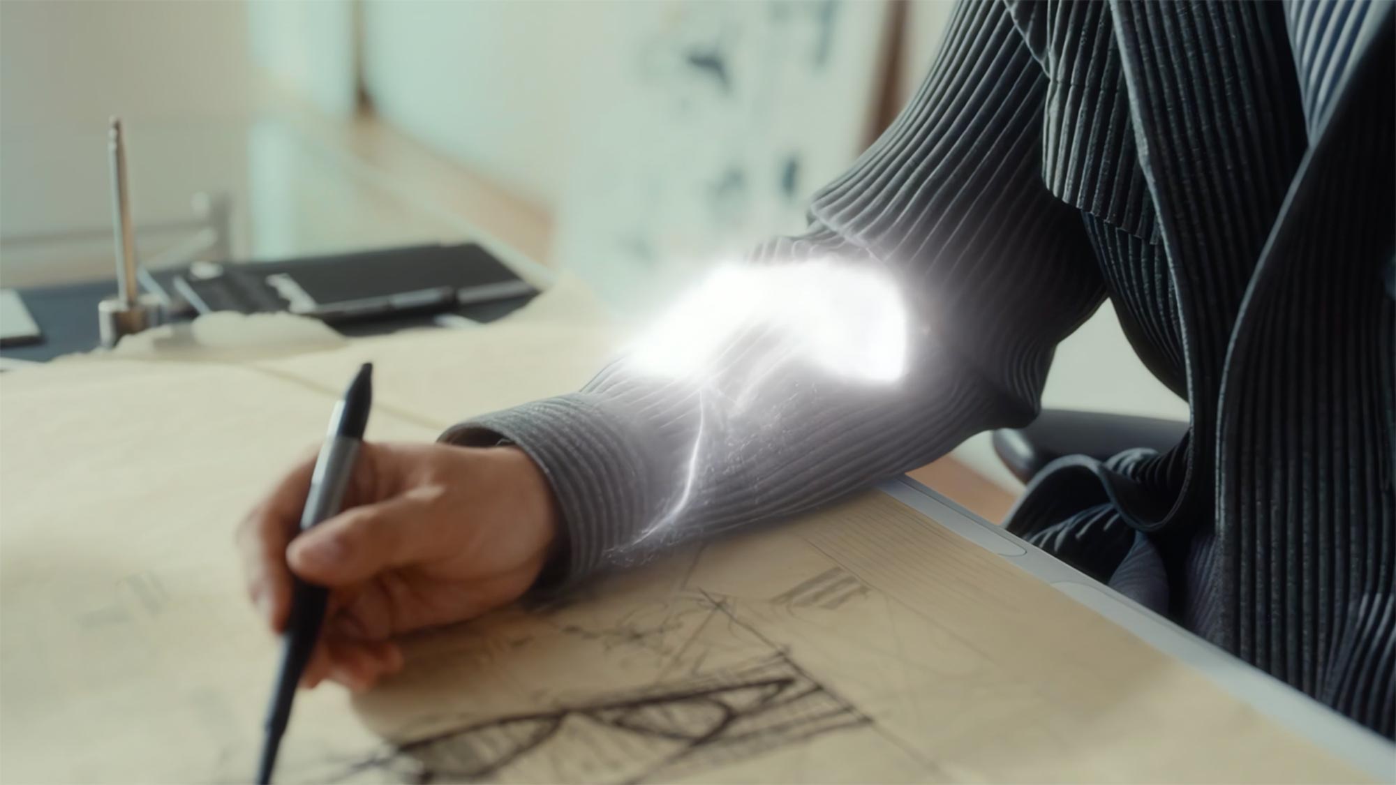 Onejae Lee sketching with digital light effect