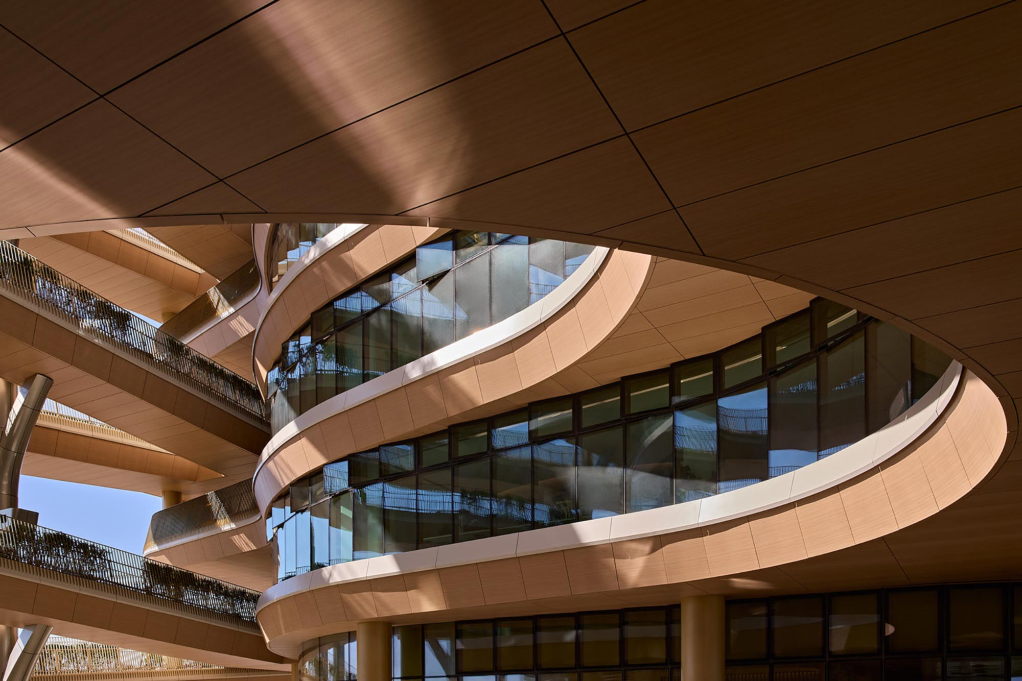 Curved facade and walkways at Hana Bank Headquarters by NBBJ