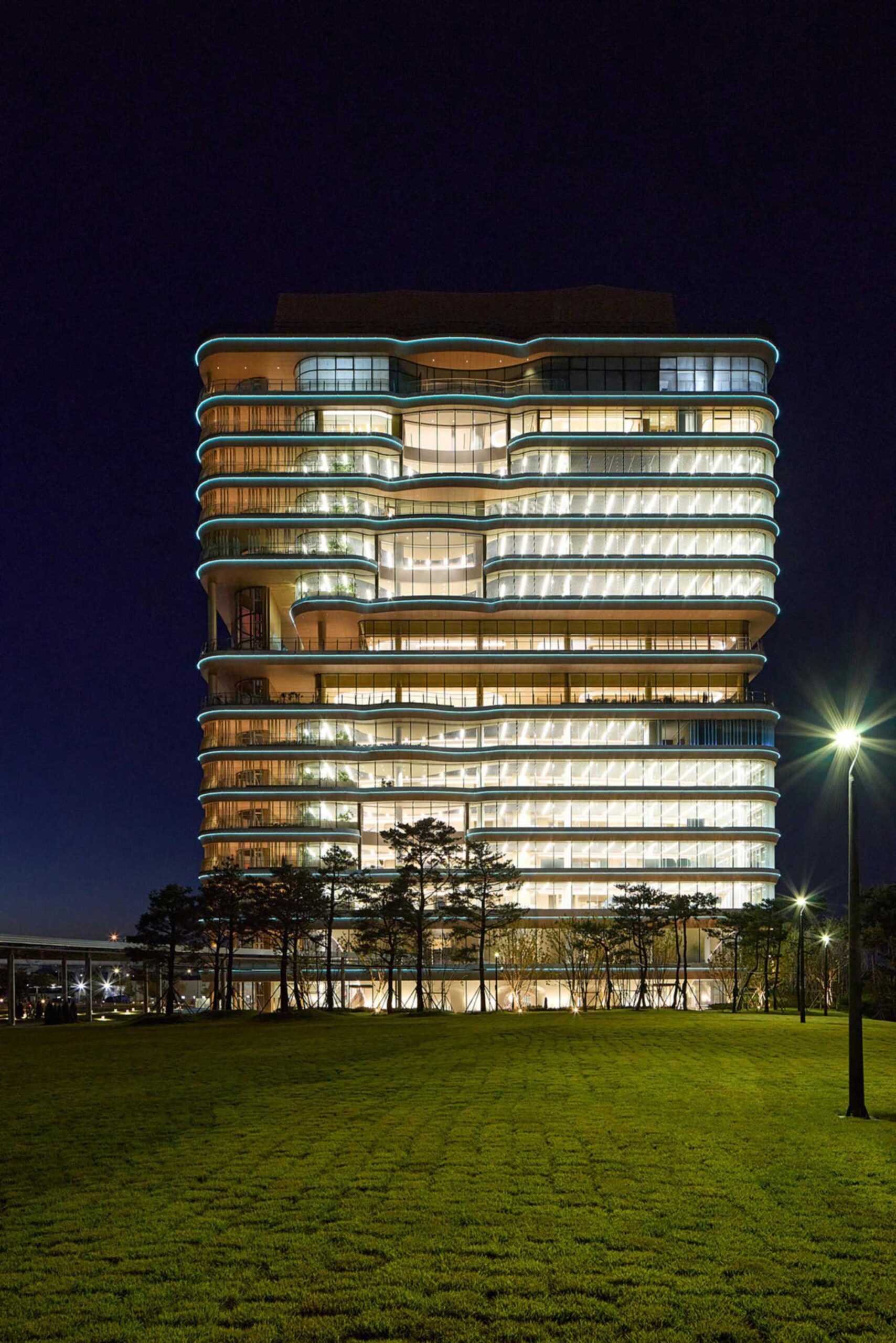 Illuminated Hana Bank Headquarters facade at night